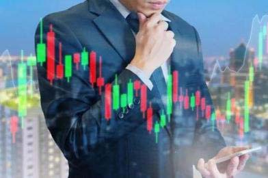 视频|智己展车疑似失控，冲进荣耀手机店内